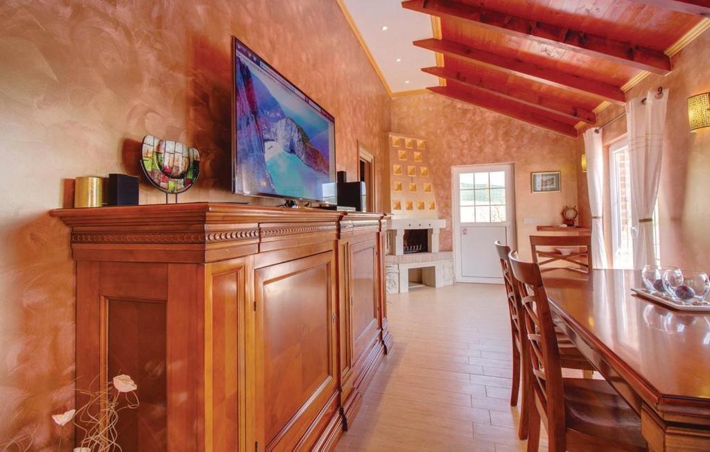 Villa S Bazenom Mavrinac Nerezine